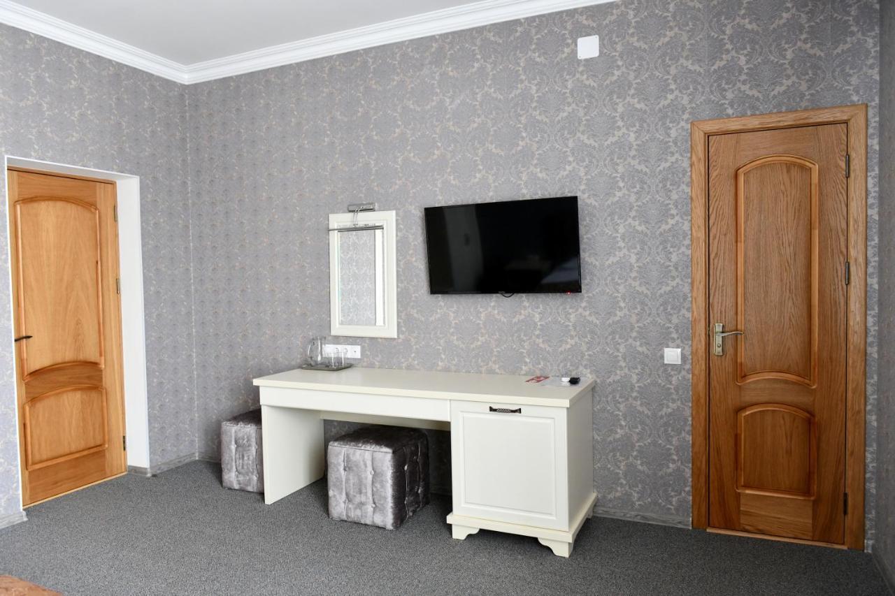 Central Hotel Soroca Luaran gambar