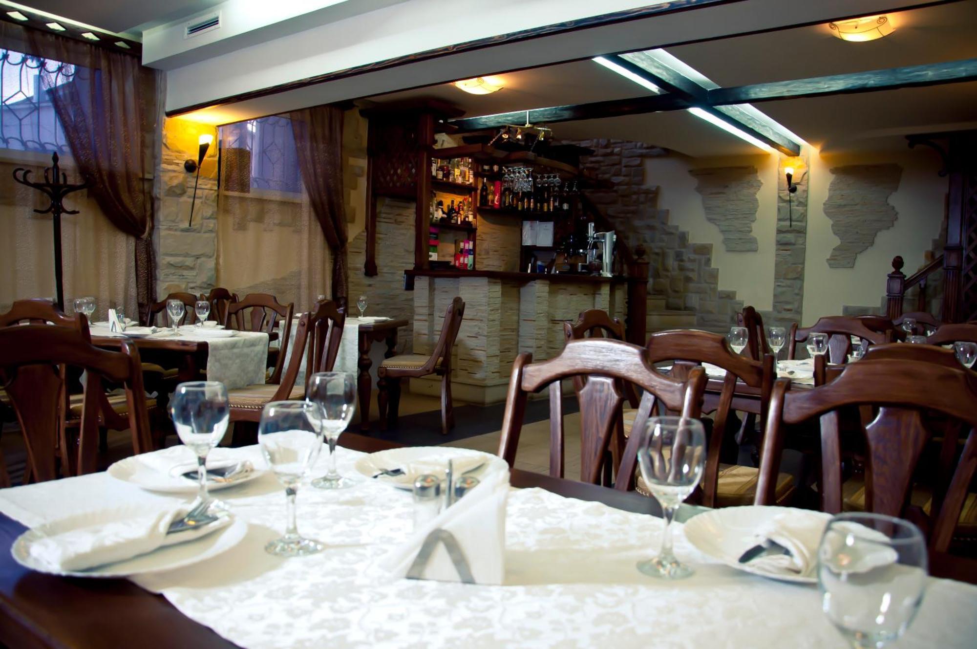 Central Hotel Soroca Luaran gambar
