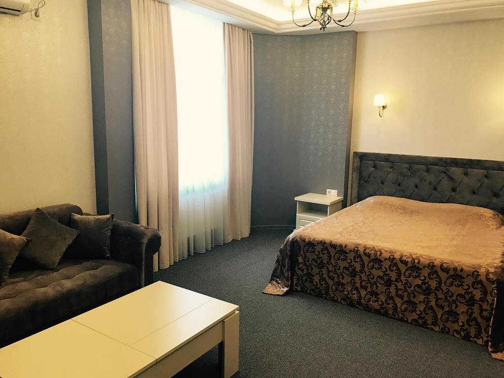 Central Hotel Soroca Luaran gambar